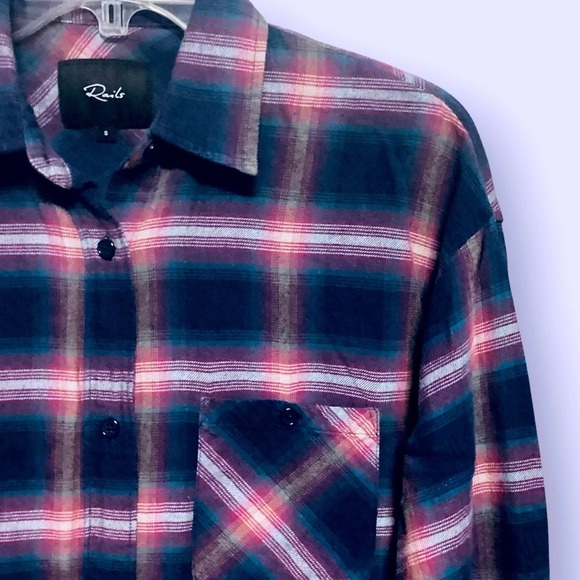 Rails Jackson Women's Plaid Flannel Button Up Shirt in Navy Pink Size Small - Picture 2 of 10